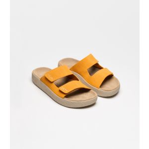 VEJA ETNA Safran Almond